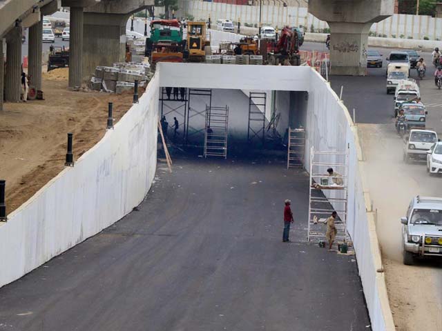 پاکستان کے پہلے دو منزلہ انڈر پاس کا سنگ بنیاد لاہور میں رکھ دیا گیا