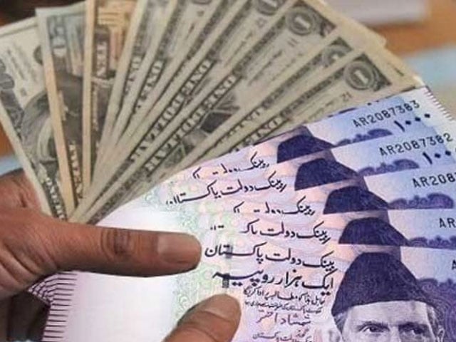 اوپن مارکیٹ میں مسلسل دوسرے روز ڈالر کی قدر میں اضافہ