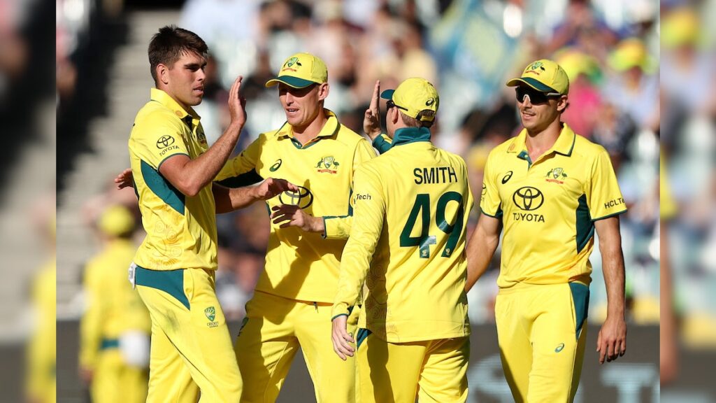 Australia vs West Indies 2nd ODI Live Score Updates