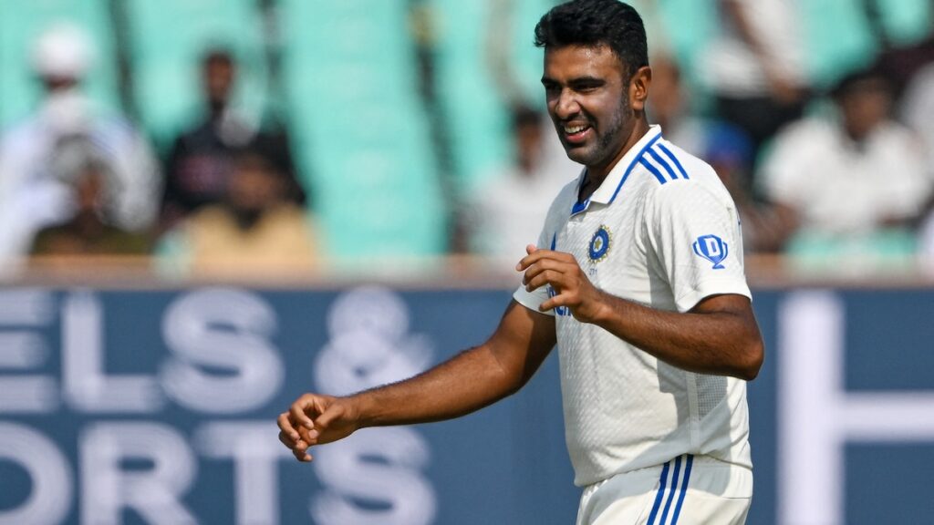 India vs England: Ravichandran Ashwin Set To Rejoin Team On Day 4 Of 3rd Test After Family Emergency