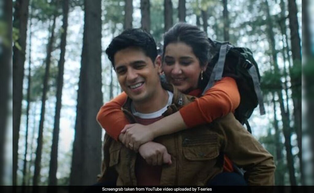 Sidharth Malhotra And Raashii Khanna’s Ishq Wala Love