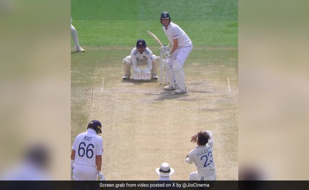 Kuldeep Yadav’s Shane Warne Moment Leaves Zak Crawley Stunned. Watch