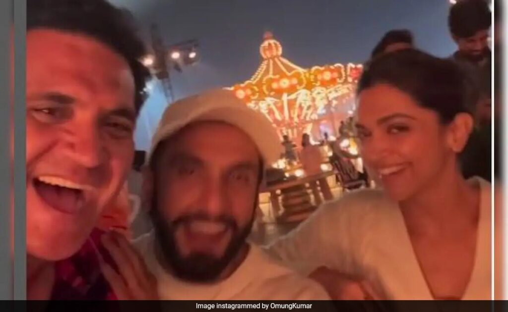 Ranveer Singh And Deepika Padukone Sing Omung Kumar’s Ek Minute Title Track