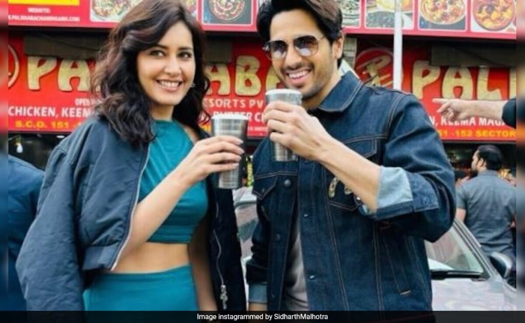 Sidharth Malhotra And Raashii Khanna’s Ishq Wala Love With Chandigarh Ki Lassi