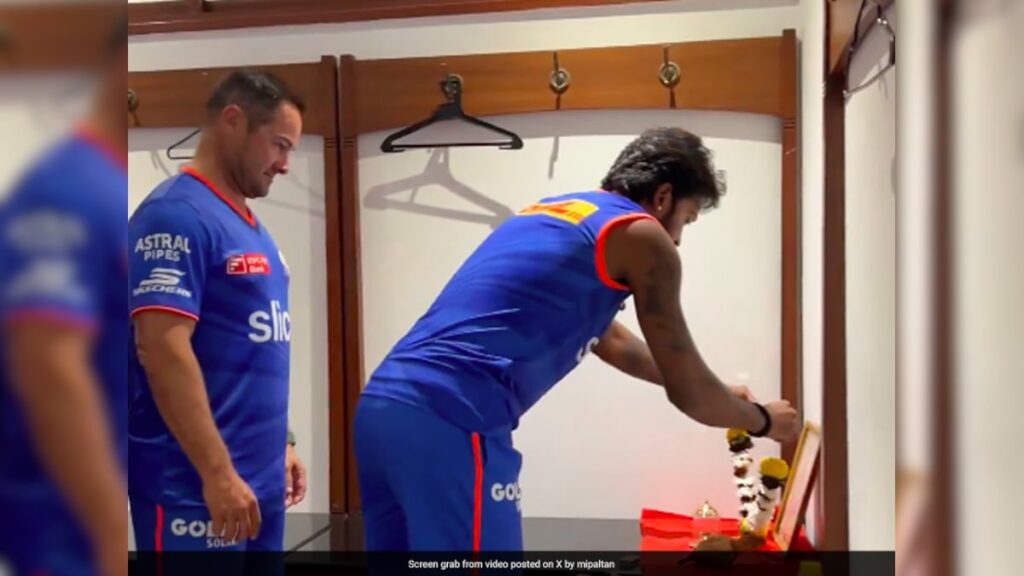 Watch: Hardik Pandya Sets Up Temple Inside Mumbai Indians Dressing Room, Mark Boucher Breaks Coconut